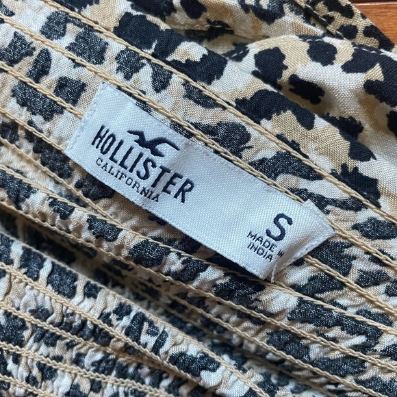 Hollister bandana crop top❤️🧡 - Picture 3 of 3